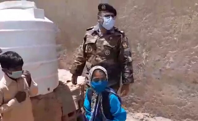  پاسخ ارتش به درخواست دختر سیستان و بلوچستانی: خدمات آبرسانی به محل زندگی این دختر بچه انجام شد